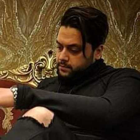 هرکاری میکنم بازم جلو چشممی