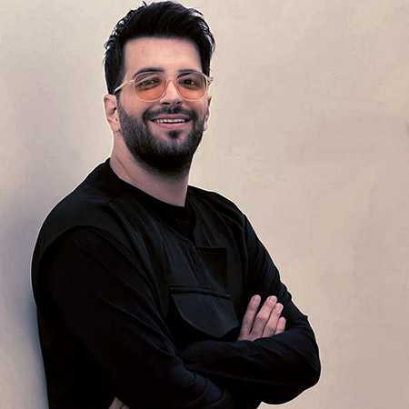 آصف آریا گل قرمز